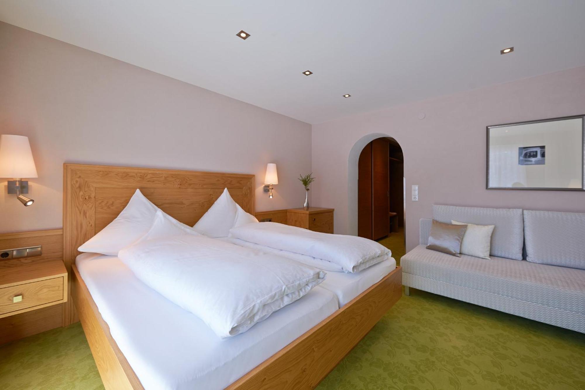 Hotel Restaurant Formarin Oberlech Δωμάτιο φωτογραφία