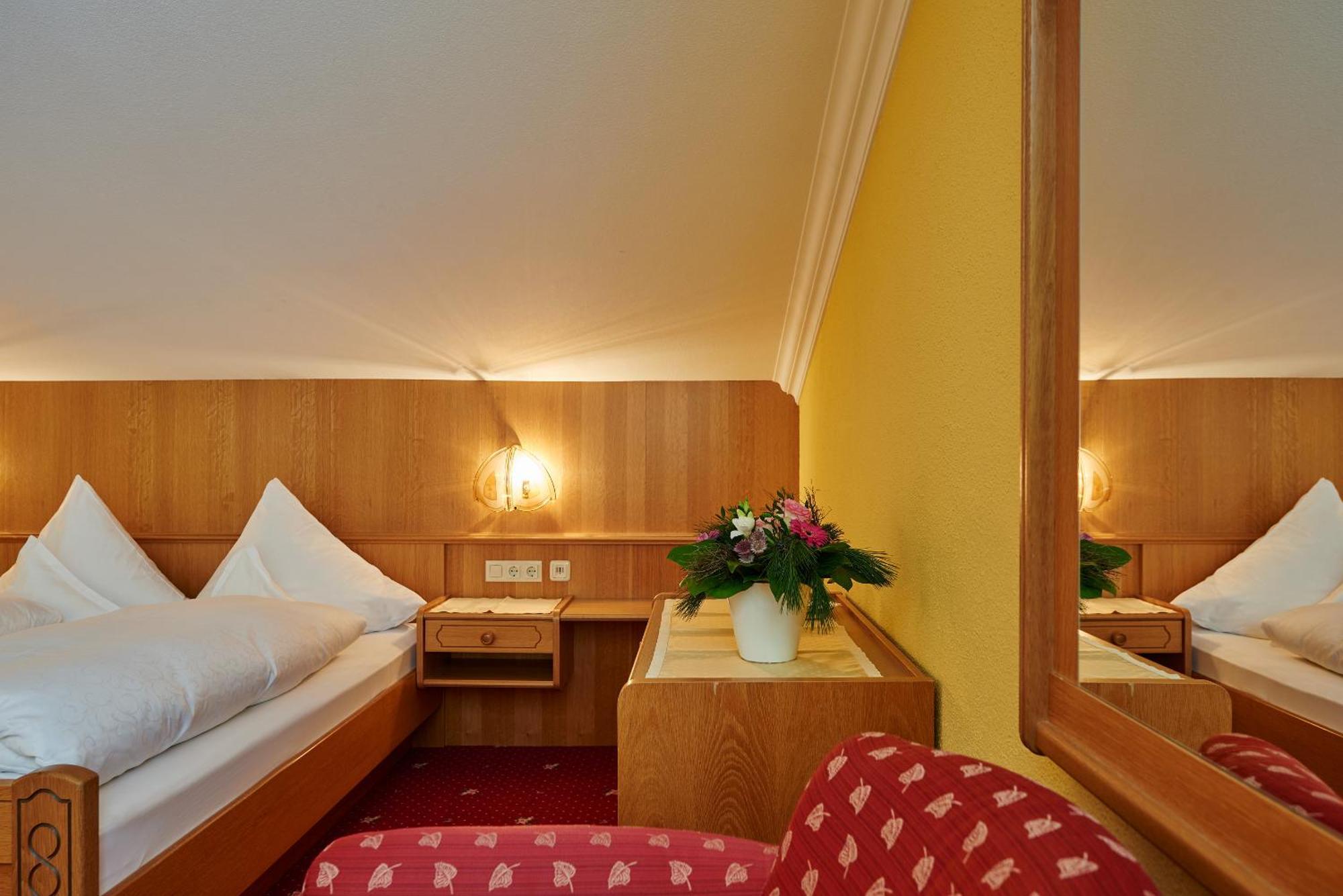 Hotel Restaurant Formarin Oberlech Δωμάτιο φωτογραφία